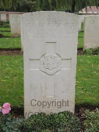 Carnoy Military Cemetery - Cart De Lafontaine, Alfred Edeward Cecil